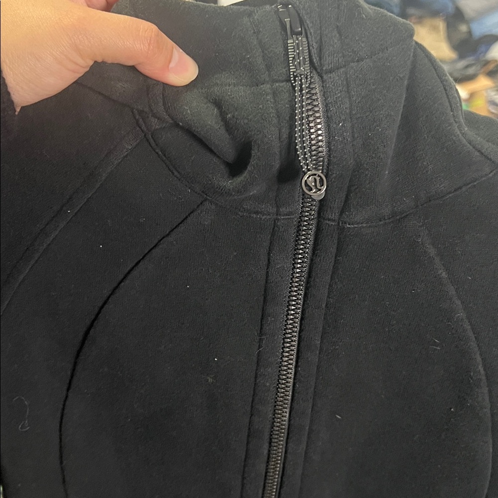 Lulu Crop Hoodie 19.5-21